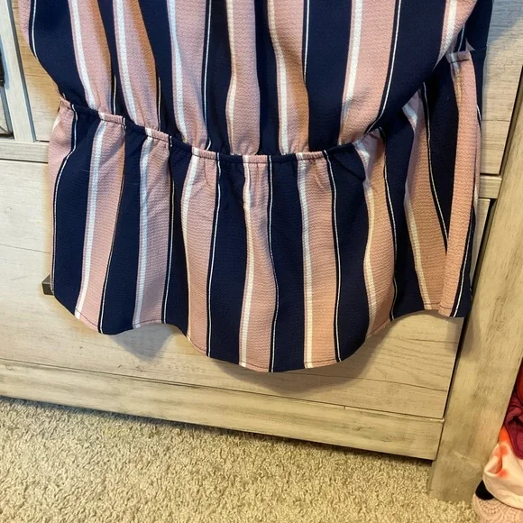 Used - Picture 3 of 4